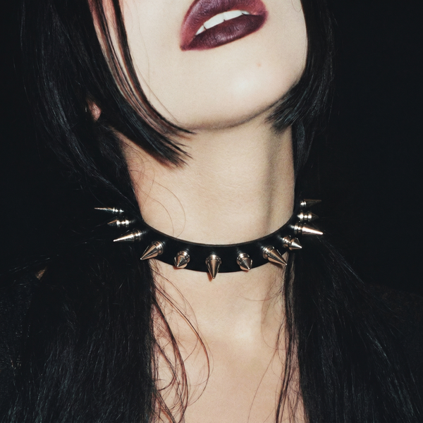 DO NOT TOUCH CHOKER