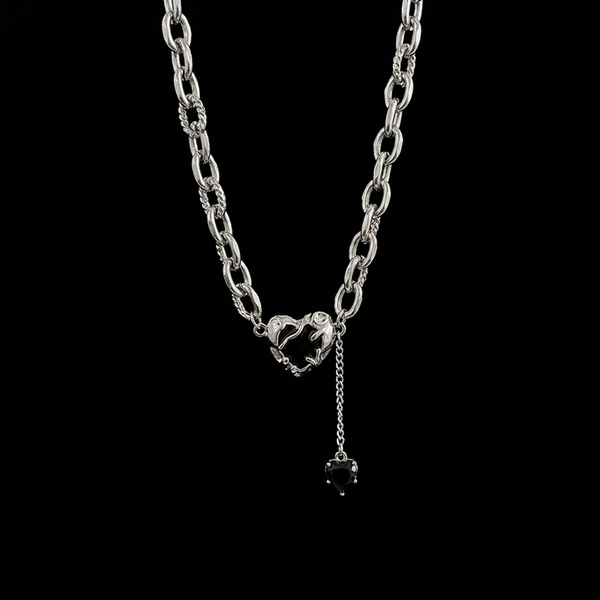Heart Of Stone chunky chain on black