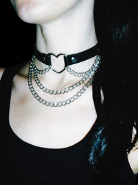Model wearing the Heartless collar